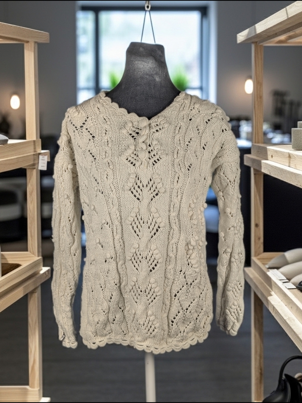 Vintage Yarnworks White Cable-Knit Pullover Sweater V-Neck Long Sleeve HandKnit‎